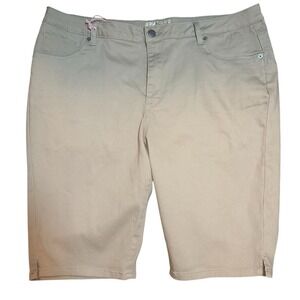 Hybrid & Company Women's Khaki Shorts Bum Lifter Size 20